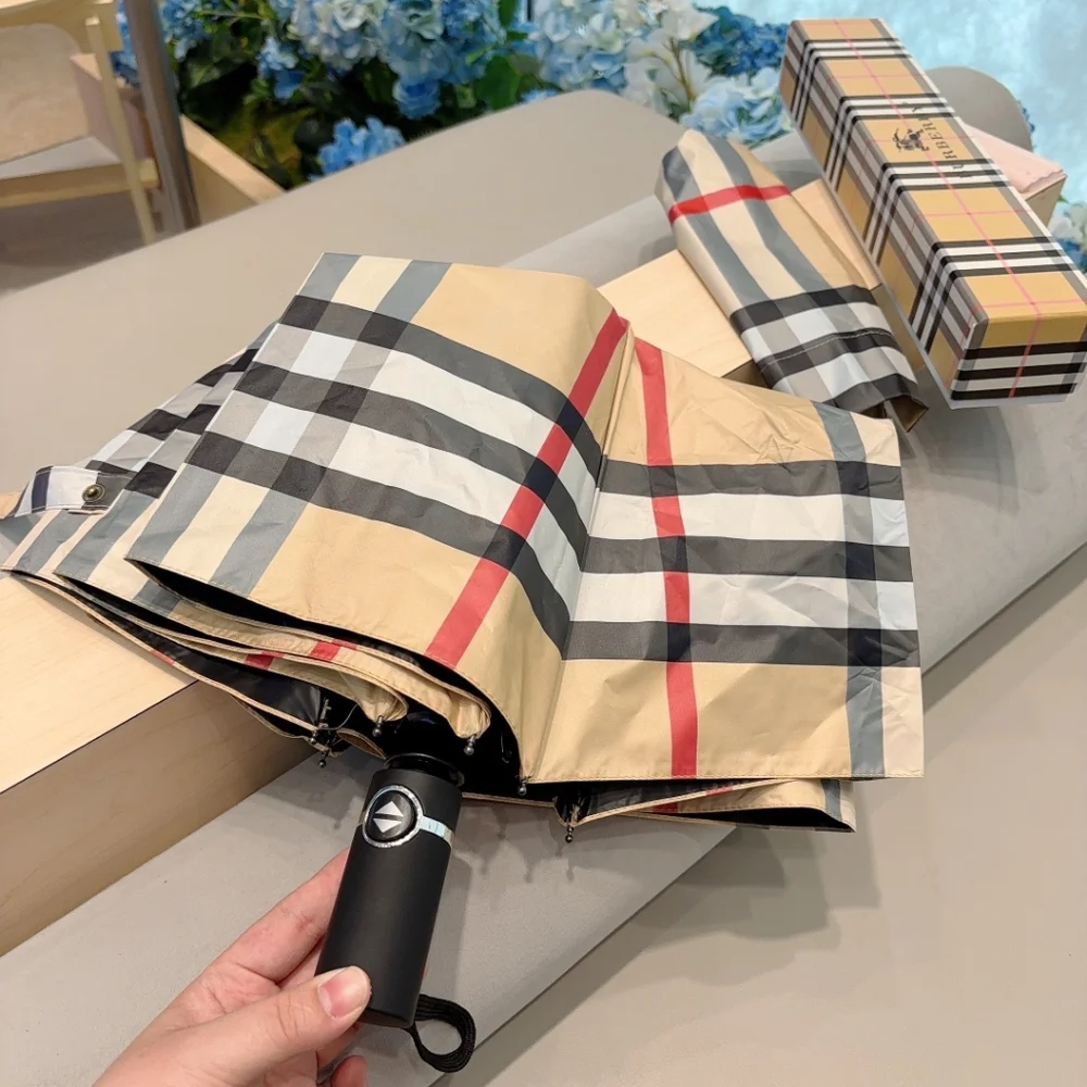 BURBERRY - Picture 5 of 6